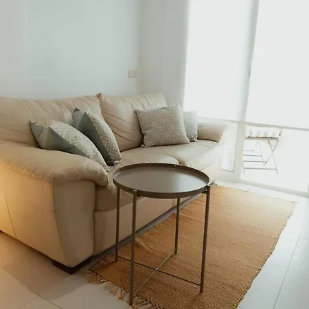 Penthouse Fenals *
