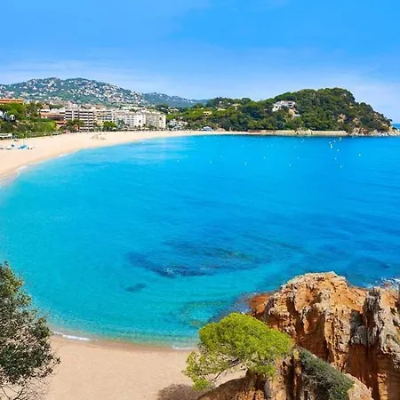 Penthouse Fenals شقة *