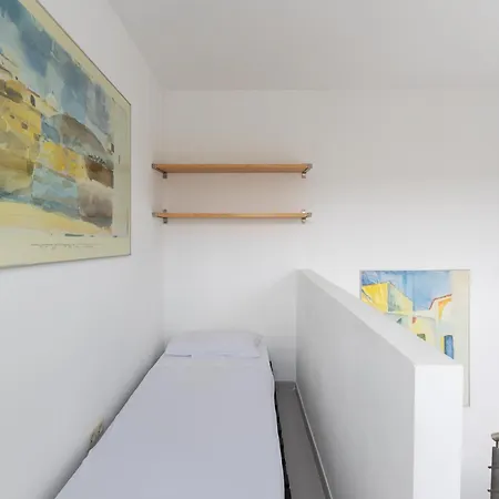 Penthouse Fenals *